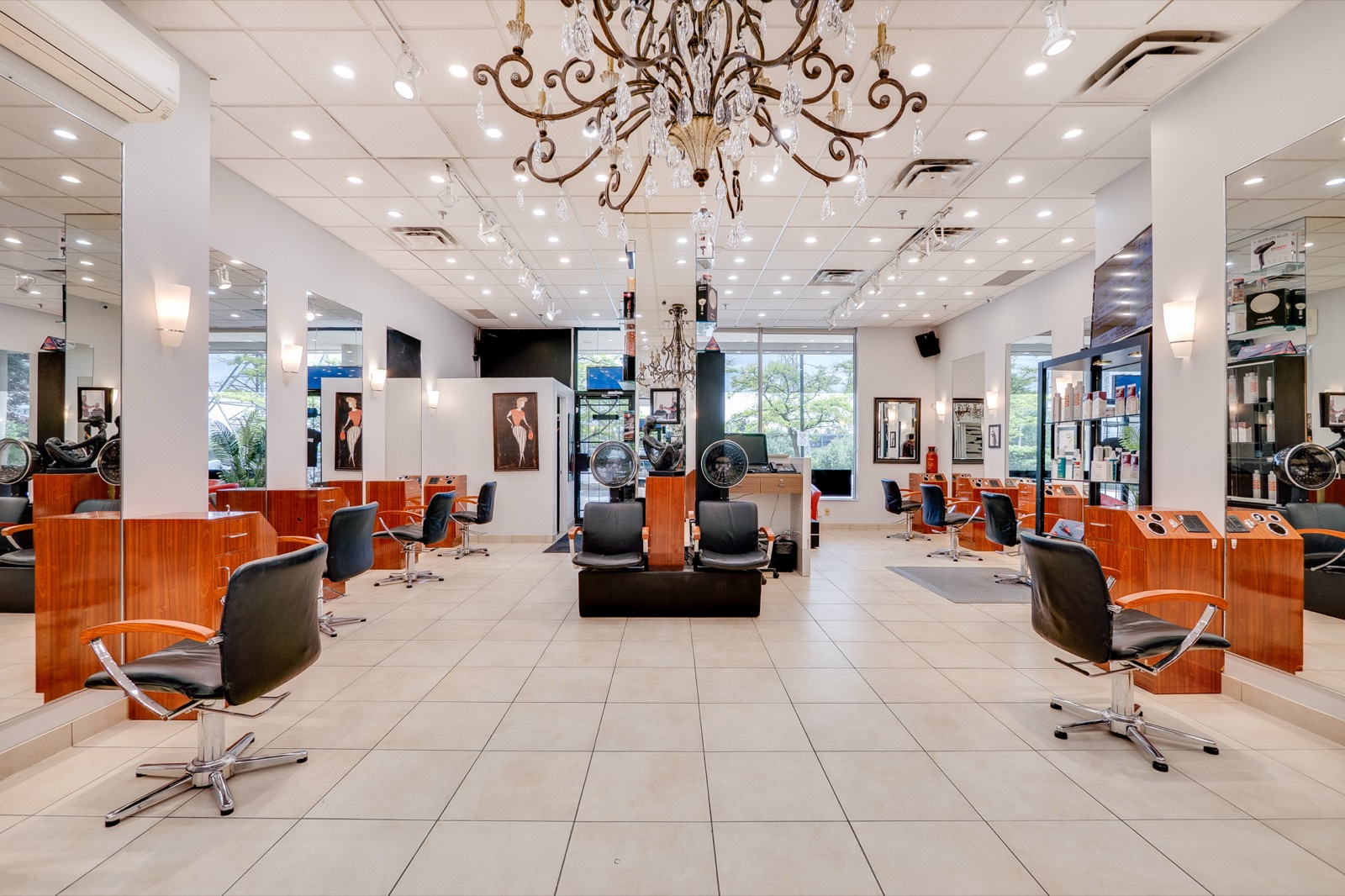 Siamak Hair Design salon interior