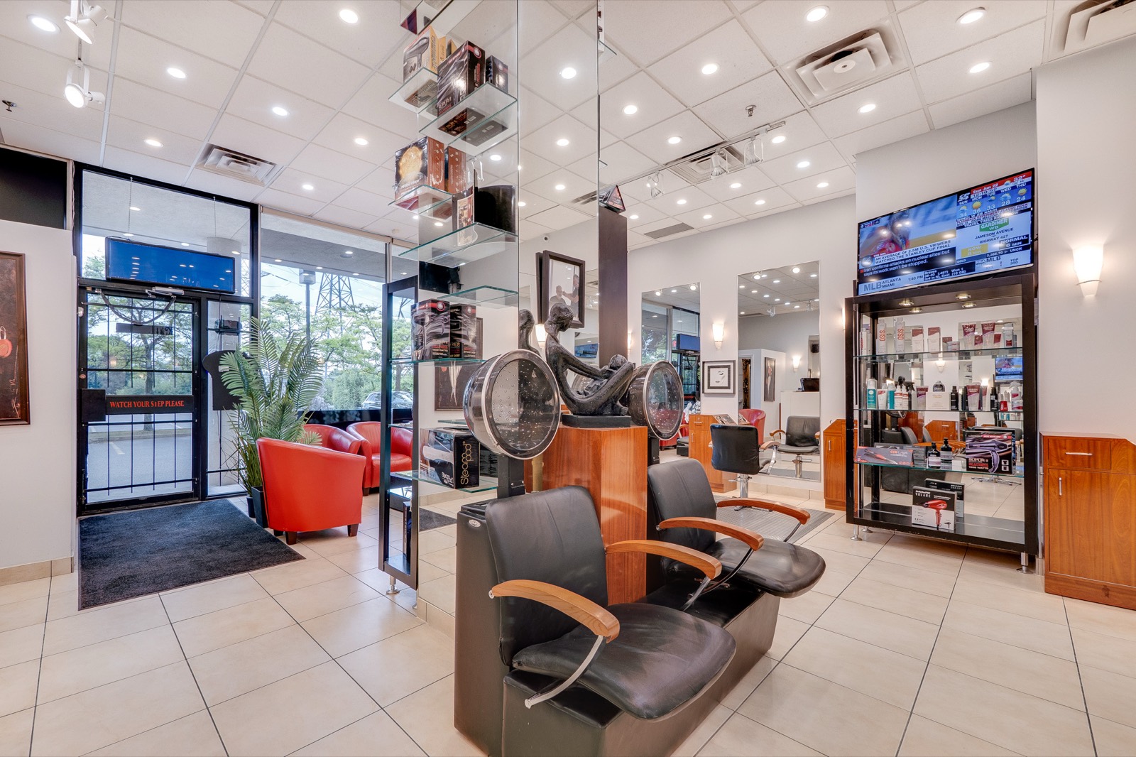 Siamak Hair Design salon interior